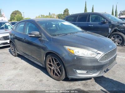 FORD FOCUS SE 2015