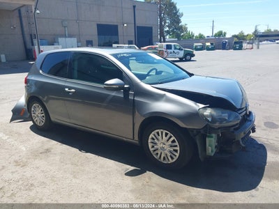 VOLKSWAGEN GOLF 2011