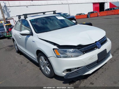 VOLKSWAGEN JETTA HYBRID 2013