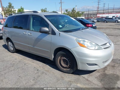 TOYOTA SIENNA 2006