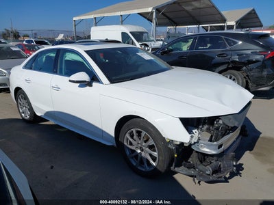 AUDI A4 2021