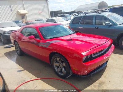 DODGE CHALLENGER 2013
