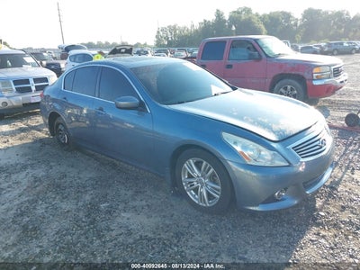 INFINITI G37 2010