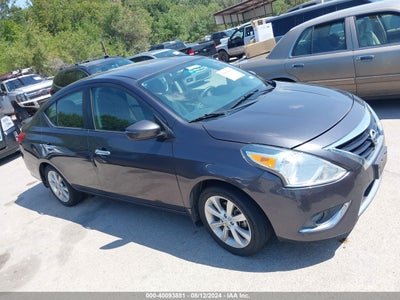 NISSAN VERSA 2015
