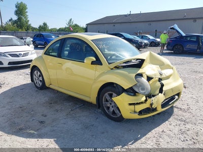 VOLKSWAGEN NEW BEETLE 2008