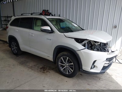 TOYOTA HIGHLANDER HYBRID 2017