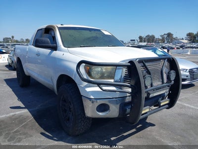 TOYOTA TUNDRA 2010