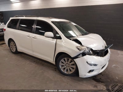 TOYOTA SIENNA 2012