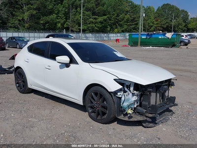 MAZDA 3 2015