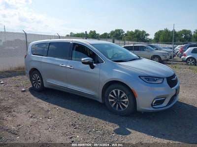 CHRYSLER PACIFICA HYBRID 2023