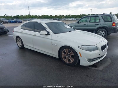 BMW 528I 2011