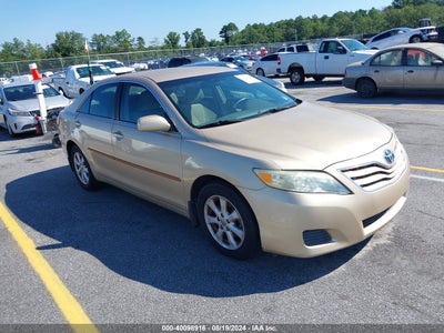 TOYOTA CAMRY 2011
