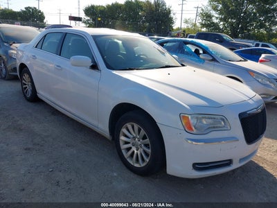 CHRYSLER 300 2011