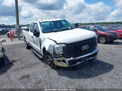 FORD F-350 2023