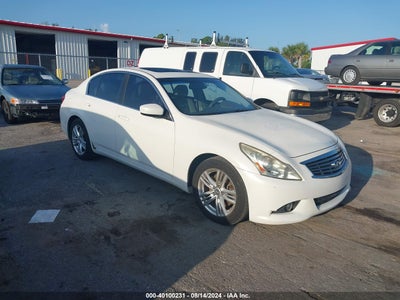 INFINITI JOURNEY 2013