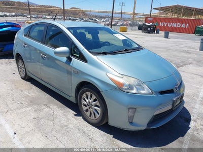 TOYOTA PRIUS PLUG-IN 2015