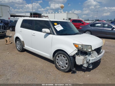 SCION XB 2012