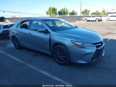 TOYOTA CAMRY 2015