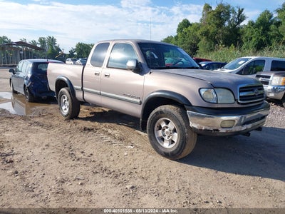 TOYOTA TUNDRA 2001