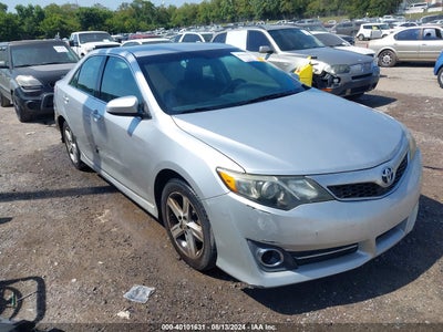 TOYOTA CAMRY 2013