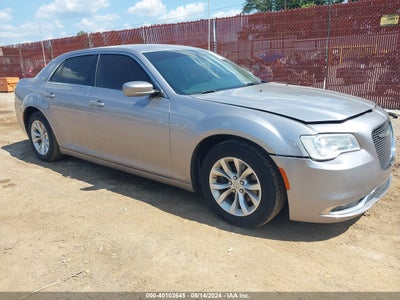 CHRYSLER 300 LIMITED 2015