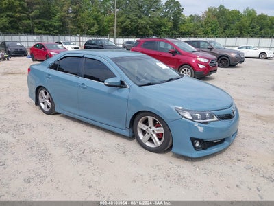 TOYOTA CAMRY 2014