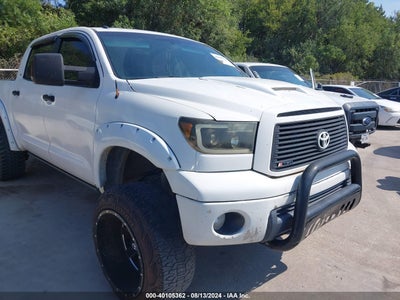 TOYOTA TUNDRA 2010