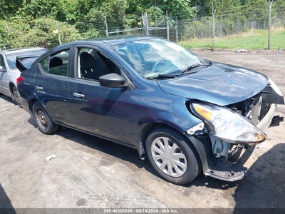 NISSAN VERSA 2015