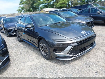 HYUNDAI SONATA HYBRID 2024