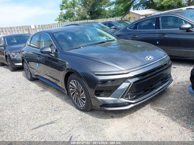 HYUNDAI SONATA HYBRID 2024