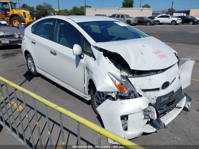 TOYOTA PRIUS PLUG-IN 2012