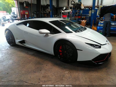 LAMBORGHINI HURACAN 2015