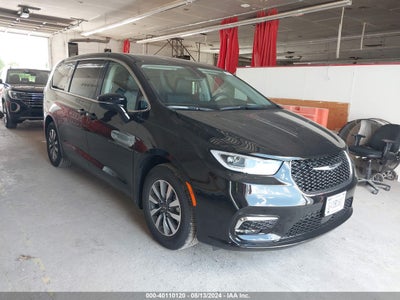 CHRYSLER PACIFICA HYBRID 2024