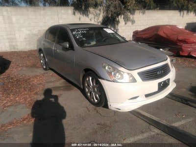 INFINITI JOURNEY 2011