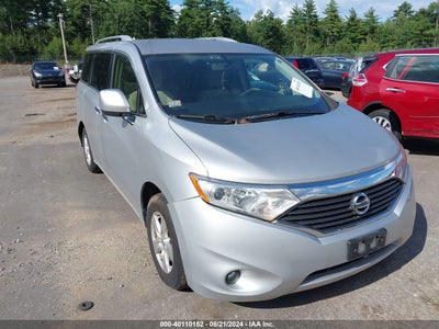 NISSAN QUEST 2017