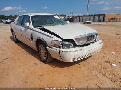 LINCOLN TOWN CAR 2007