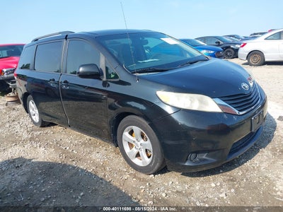 TOYOTA SIENNA 2014