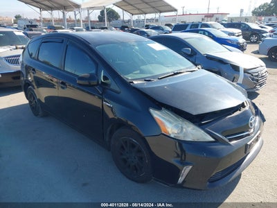 TOYOTA PRIUS V 2012