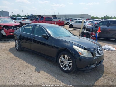 INFINITI JOURNEY 2012