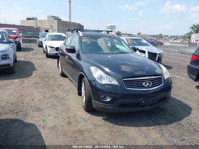 INFINITI JOURNEY 2009