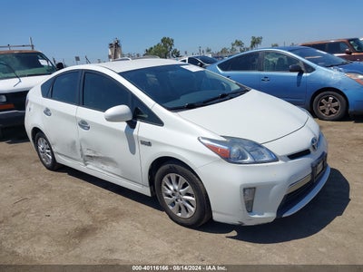 TOYOTA PRIUS PLUG-IN 2012