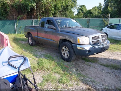 DODGE DAKOTA 2005