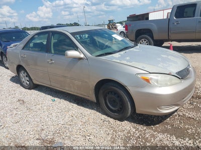 TOYOTA CAMRY 2002