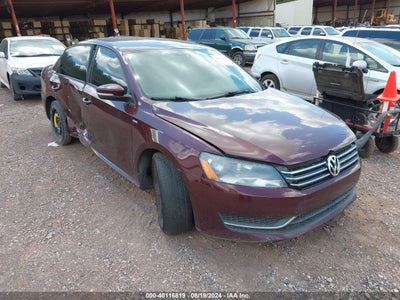 VOLKSWAGEN PASSAT 2013