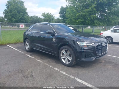 AUDI Q8 2019