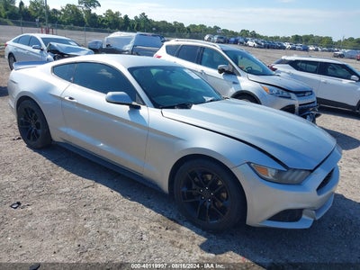 FORD MUSTANG 2015