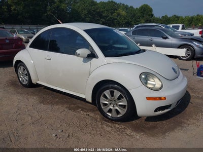 VOLKSWAGEN NEW BEETLE COUPE 2009
