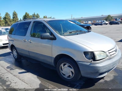 TOYOTA SIENNA 2001