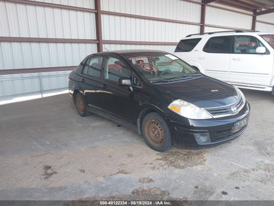 NISSAN VERSA 2010