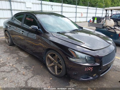 NISSAN MAXIMA 2012